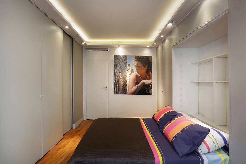 Apartment Faubourg Chic Paris